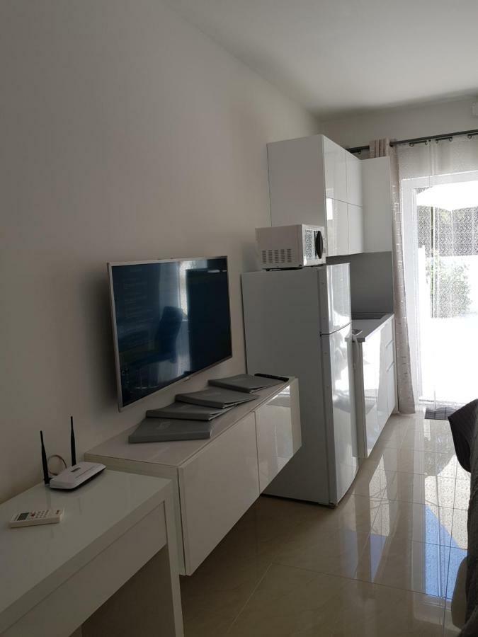 Evita Fazana Premium Studio Apartments Exteriör bild