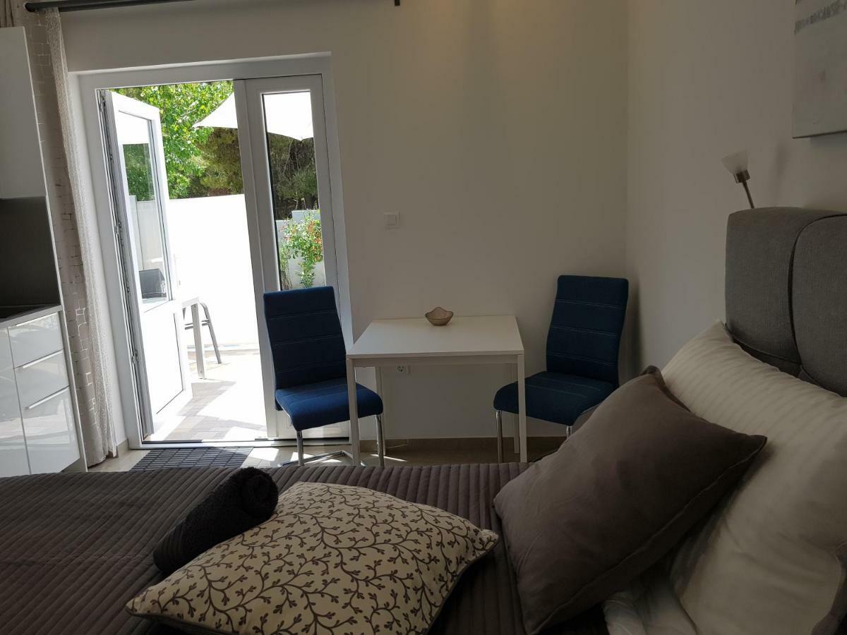 Evita Fazana Premium Studio Apartments Exteriör bild