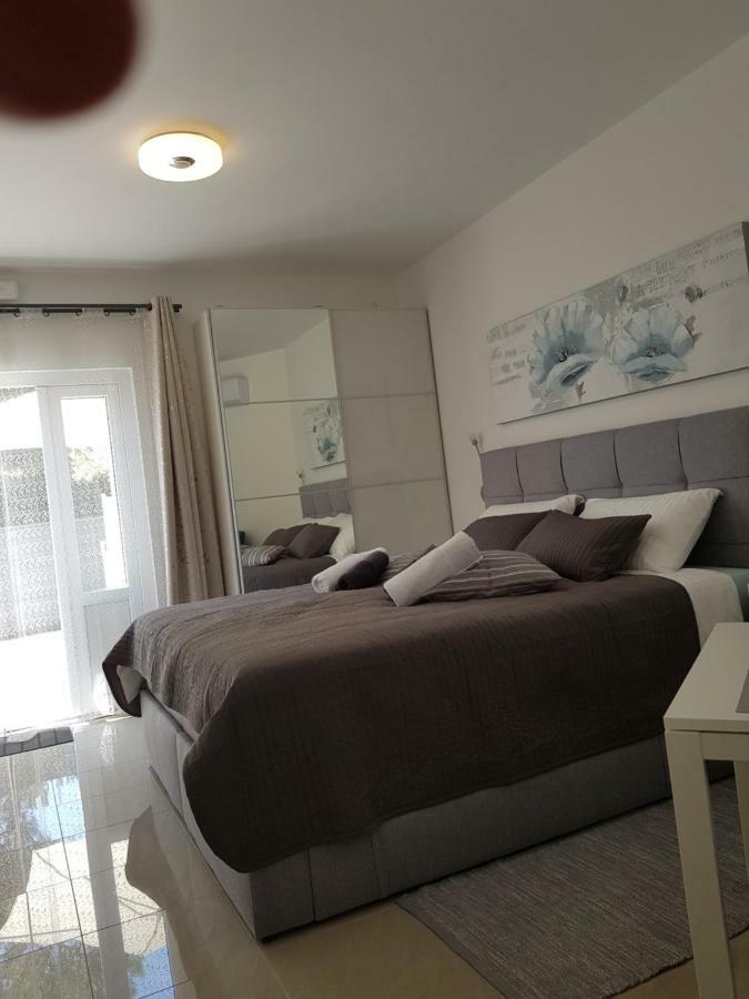 Evita Fazana Premium Studio Apartments Exteriör bild